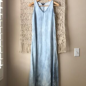 Chelsea & Theodore extra small denim tie-dye